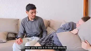 real-ass,kissing,white-girl,big-booty,interracial