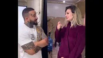 fit-body,moaning,white-girl,hazel-eyes,homemade