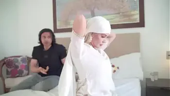 blonde,wet-pussy,pretty-pussy,creampie,colombia