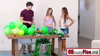 blowjob-porn,reality-sex,sit-on-lap,petite-porn,teen-porn