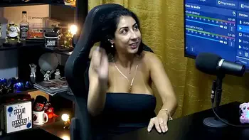 first-time,tattoo,latina,deep-kissing,pissy-kiss