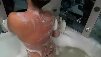 milf,mature,big-tits