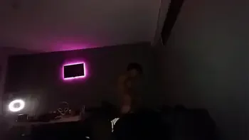 submissive-girl,twerking,sexy,young-woman,ass