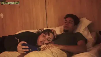 blowjob,rapidin,hermanastra,porno-casero,con-mi-padrastro