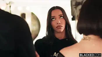 handjob,big-cock,bbc,threesome,doggystyle