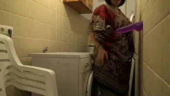 eating-pussy,taboo-family,reality,stepmother,mom-and-stepson