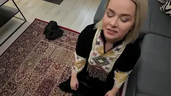 busty,wife,slut,fuck-my-wife,big-butt