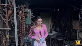 outdoor,female-orgasm,hot-girl,couples,natural-tits