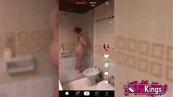 bedroom,big-butt,redheads,pretty-pussy,blowjob