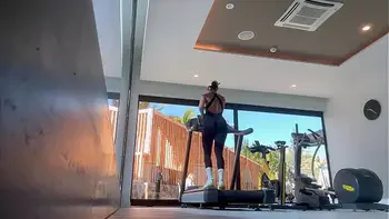 brunette,swimming-pool,fitness,fit-body,beautiful-face