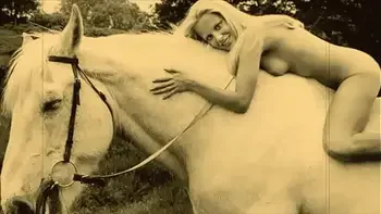 k9,outdoor,vintage,retro,natural-tits