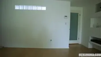 handjob,cougar,hardcore,blowjob,cumshot