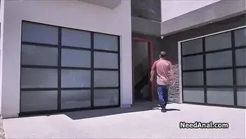 hardcore,anal-toy,butt-plug,petite