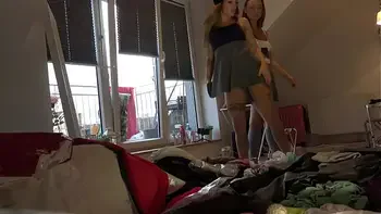 lingerie-try-on,young,lingerie-haul,try-on,college