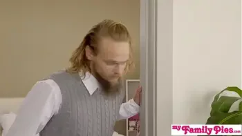 st-patrick-s-day,hardcore,skinny,missionary,shaved-pussy