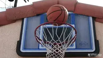 creampie,missionary,kung-pao-pussy,piercing,reverse-cowgirl