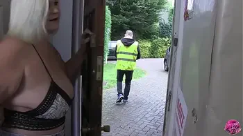 mature,fingering,pornstar,lacey-starr,lesbian