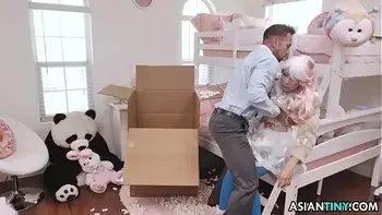 asian,petite,tight,weird,porn