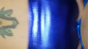 amateurs,satin-bikini,ridding,shiny-blue-bikini,doggie