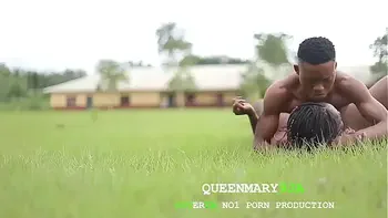 big-ass,milf,closeup,pussyfucking,public