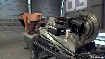machine,insertion,bigtits,solo,masturbation