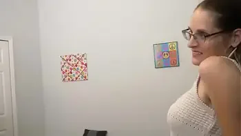 loud-guy-moaning,pawg-milf,standing-up-sex,pawg-creampie,video-game