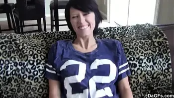 sexy,bra,shaved-pussy,voyeur,amateur