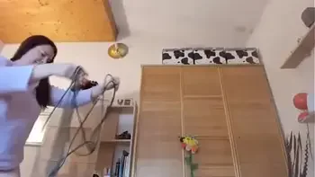 vacumming,vacuum-suck,vacuum,aspirapolvere,vacuum-labia