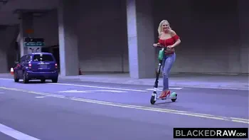 licking-pussy,rim,creampie,riding,interracial