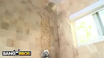 gostosa,ls10530,hardcore,redhead,bang-bros