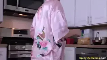 pornstar,milf,ass,big-tits,blowjob