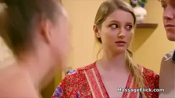 fingering,milf-masseuse,massage,masseuse,handjob