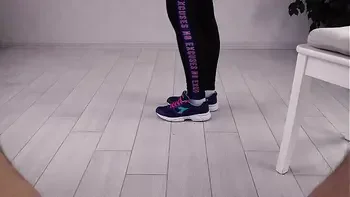 stretching-out,amateur,footjob-cum,milf-footjob,masturbate