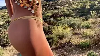 fingering,toy,sexy-feet,feet,wet