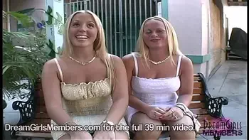 upskirt,dreamgirls,blonde,public,risky