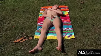 toys,naked-outside,horny-teen,masturbate,female-orgasm