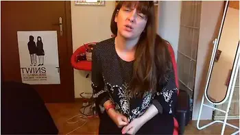 hardcore,milf,amateur,red-head,foot-fetish