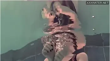 french,hd,brunette,fetish,teens