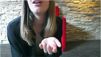 amateur,brunette,small-tits,masturbation,hd