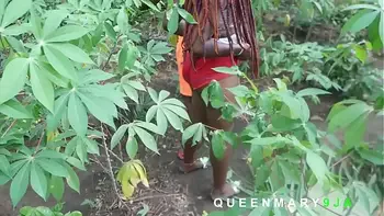 closeup,public,hot,blonde,black