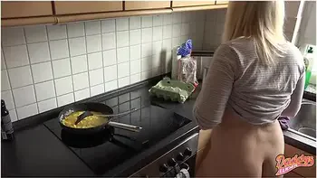 cumshot,anal,blonde,small-tits,hardcore