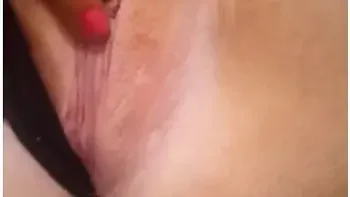 tattoo,small-tits,female-orgasm,amateur,hd