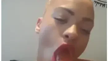 blowjob,babe,amateur,british,tattoo