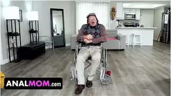 big-cock,tight,pussy-eating,missionary,cumshot