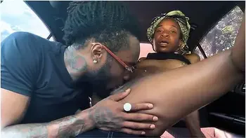 ebony,creamy-pussy,car-sex,black,moaning-orgasm