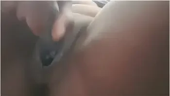 closeup,masturbate,fingering,dildo,big-boobs