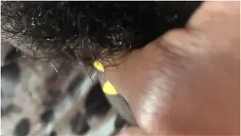 self-pee,orgasm,self-piss,pussy-fingering,squirting