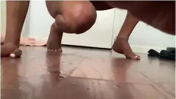 squirting,black,gym,orgasm,wet