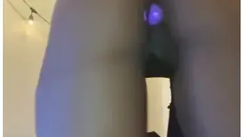 long-legs,solo-female-orgasm,ebony-creamy-pussy,camgirl,ebony