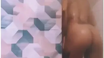 dreads,danish,double-d,teen,lightskin-ebony